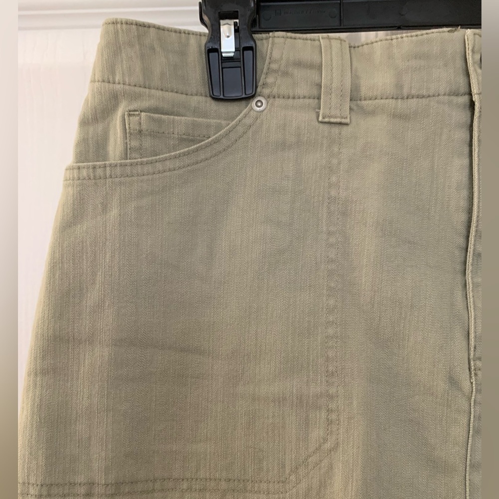 EUC Gloria Vanderbilt Olive Green Denim Skort Size 14 Spring Summer - Picture 2 of 11